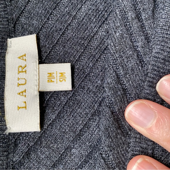 Charcoal coloured asymmetrical Laura fringe sweater size sm/med - price reduced - Picture 5 of 7